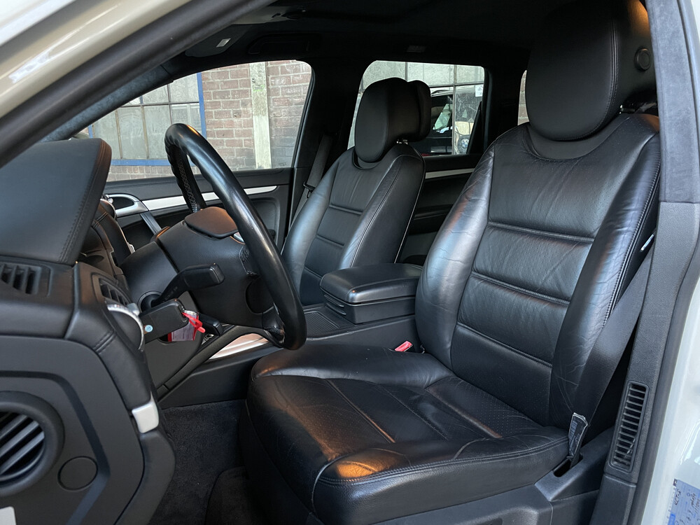 Porsche Cayenne Turbo 4.8 V8 500PS 2007, R-104-SH -Youngtimer-