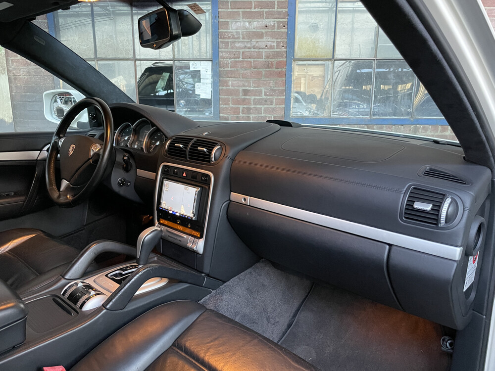 Porsche Cayenne Turbo 4.8 V8 500PS 2007, R-104-SH -Youngtimer-