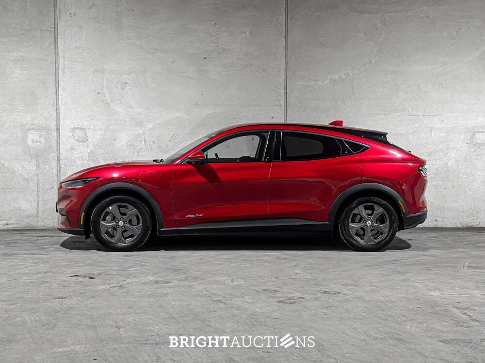Ford Mustang Mach-E RWD 75 kWh 269hp 2021 (Origineel-NL + 1e Eigenaar), N-301-NV