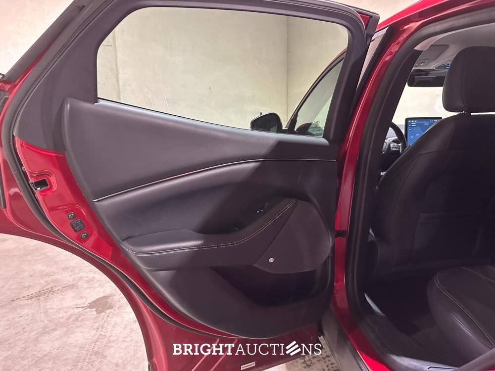 Ford Mustang Mach-E RWD 75 kWh 269hp 2021 (Origineel-NL + 1e Eigenaar), N-301-NV