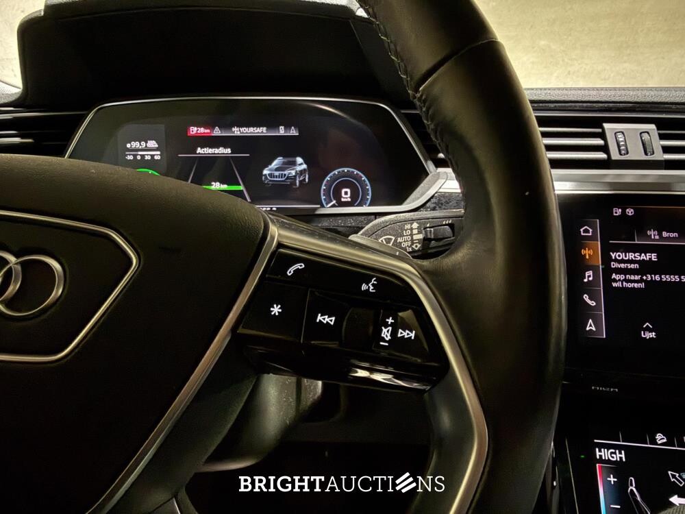 Audi e-tron 50 Quattro Business Edition 71 kWh 313pk 2020 (Origineel-NL + 1e Eigenaar), K-574-JS