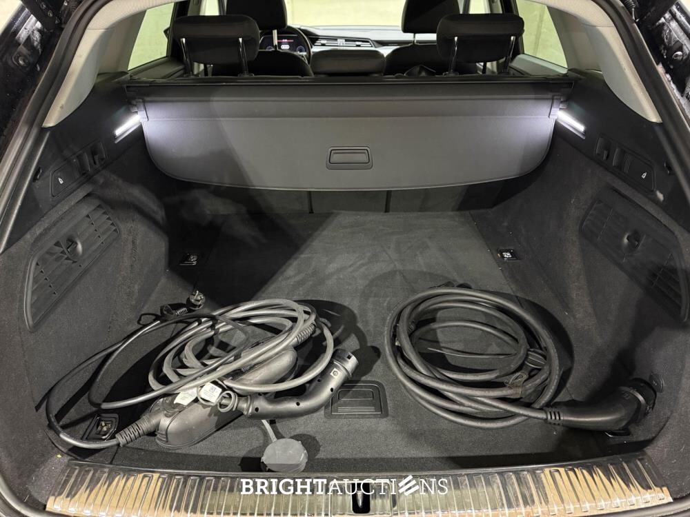 Audi e-tron 50 Quattro Business Edition 71 kWh 313pk 2020 (Origineel-NL + 1e Eigenaar), K-574-JS