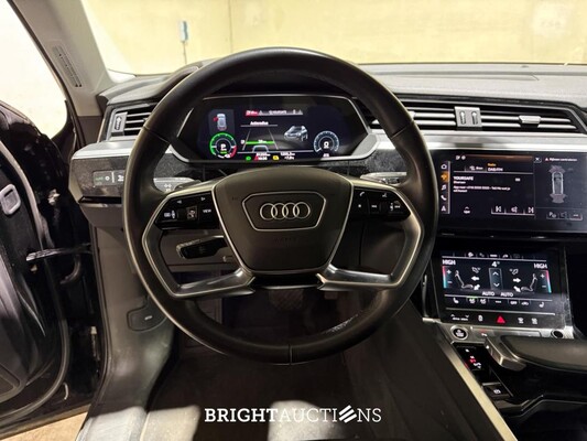 Audi e-tron 50 Quattro Business Edition 71 kWh 313pk 2020 (Origineel-NL + 1e Eigenaar), K-574-JS