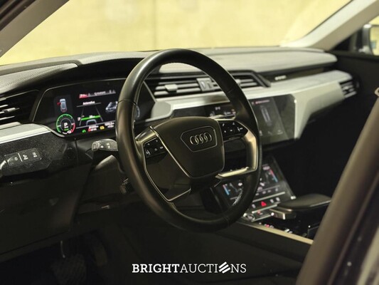 Audi e-tron 50 Quattro Business Edition 71 kWh 313pk 2020 (Origineel-NL + 1e Eigenaar), K-574-JS