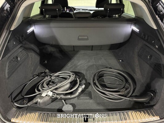 Audi e-tron 50 Quattro Business Edition 71 kWh 313pk 2020 (Origineel-NL + 1e Eigenaar), K-574-JS