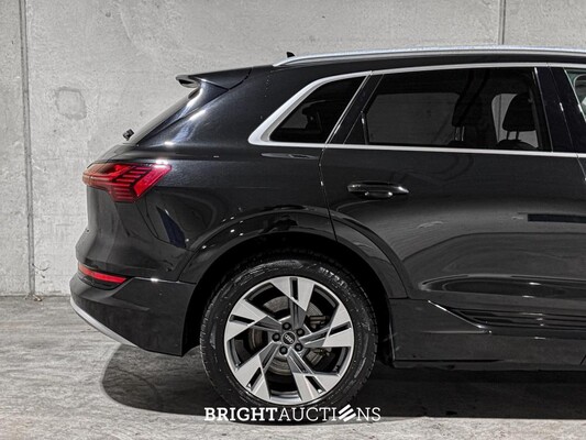Audi e-tron 50 Quattro Business Edition 71 kWh 313pk 2020 (Origineel-NL + 1e Eigenaar), K-574-JS