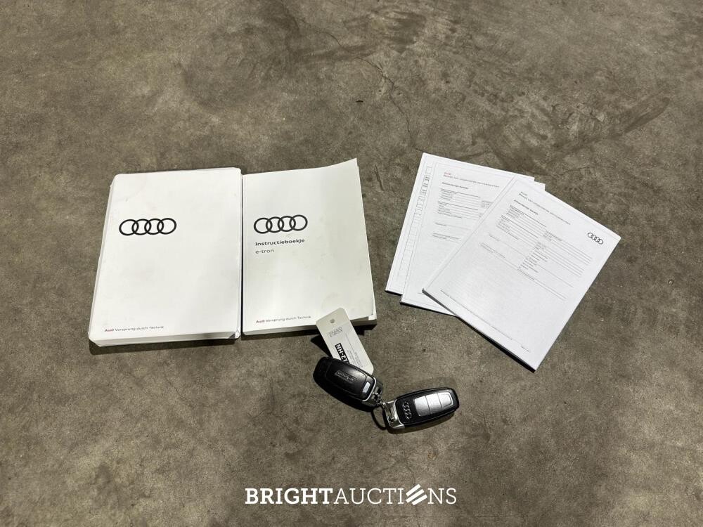Audi e-tron 55 Quattro S Edition 95 kWh 408pk 2020 (Origineel-NL & 1e Eigenaar), K-612-HN