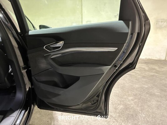 Audi e-tron 55 Quattro S Edition 95 kWh 408pk 2020 (Origineel-NL & 1e Eigenaar), K-612-HN