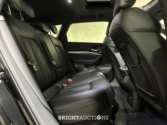 Audi e-tron 55 Quattro S Edition 95 kWh 408pk 2020 (Origineel-NL & 1e Eigenaar), K-612-HN