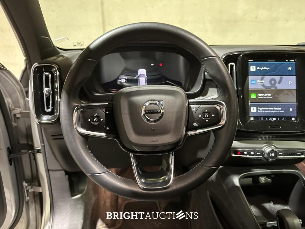 Volvo XC40 Recharge Core 70 kWh 231pk 2022 (Origineel-NL + 1e Eigenaar), R-491-BZ