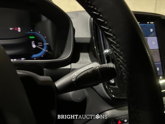 Volvo XC40 Recharge Core 70 kWh 231pk 2022 (Origineel-NL + 1e Eigenaar), R-491-BZ