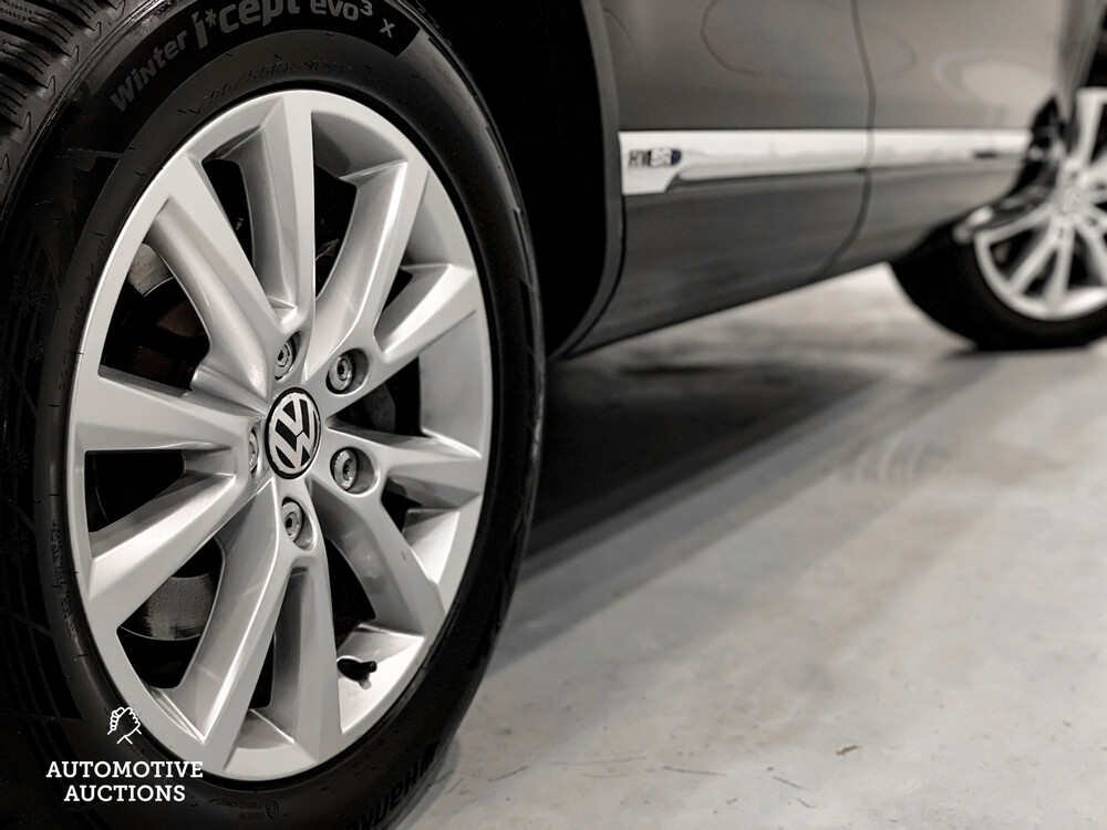 Volkswagen Touareg 3.0 TSI Hybrid Highline Tiptronic8 333pk 2011, 73-ZTT-3