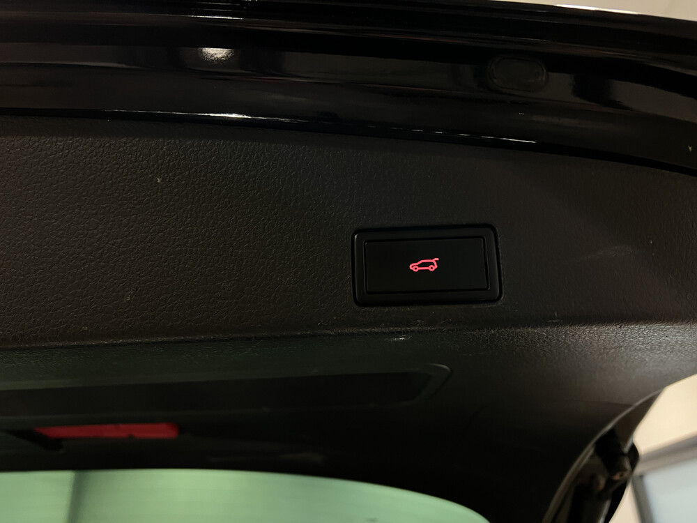 Volkswagen Touareg 3.0 TSI Hybrid Highline Tiptronic8 333pk 2011, 73-ZTT-3