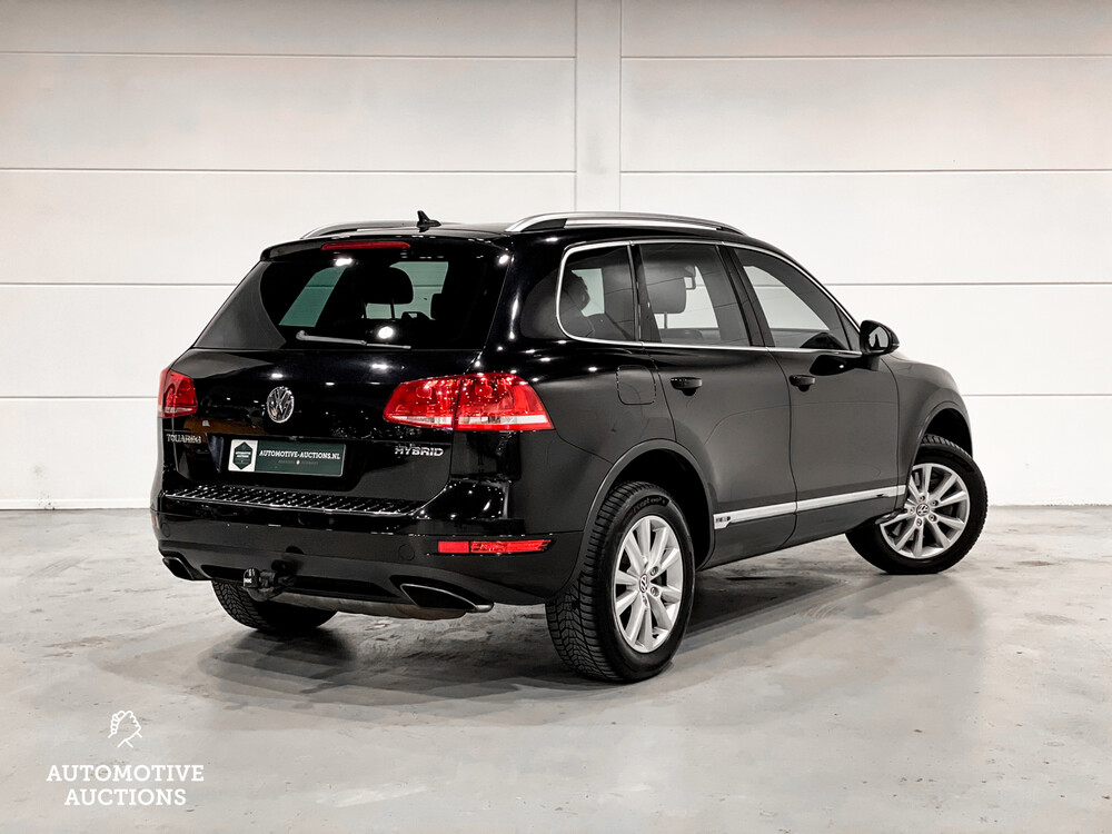 Volkswagen Touareg 3.0 TSI Hybrid Highline Tiptronic8 333pk 2011, 73-ZTT-3