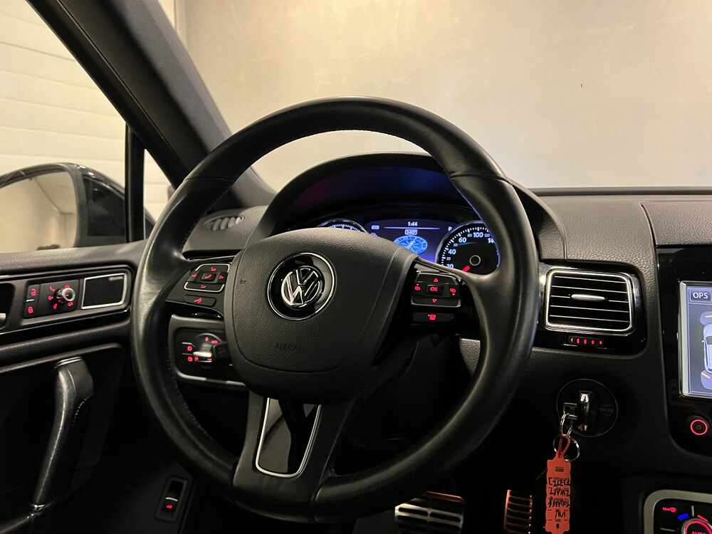 Volkswagen Touareg 3.0 TSI Hybrid Highline Tiptronic8 333pk 2011, 73-ZTT-3