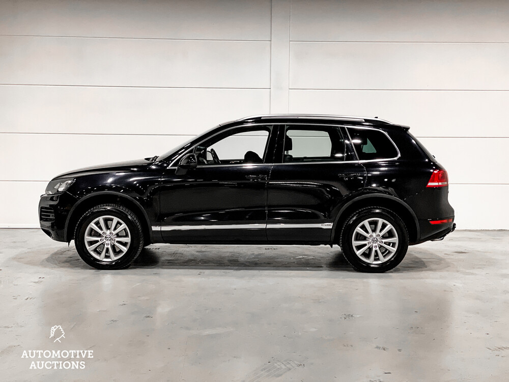 Volkswagen Touareg 3.0 TSI Hybrid Highline Tiptronic8 333pk 2011, 73-ZTT-3