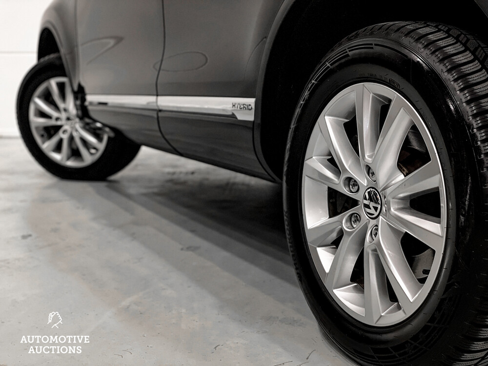 Volkswagen Touareg 3.0 TSI Hybrid Highline Tiptronic8 333pk 2011, 73-ZTT-3