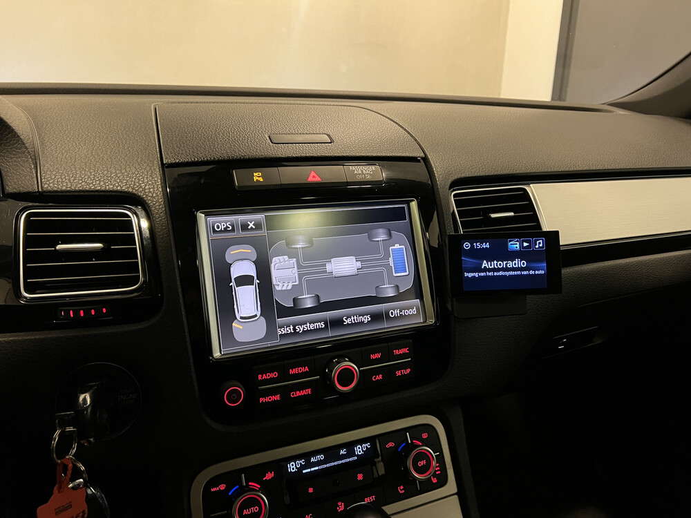 Volkswagen Touareg 3.0 TSI Hybrid Highline Tiptronic8 333pk 2011, 73-ZTT-3