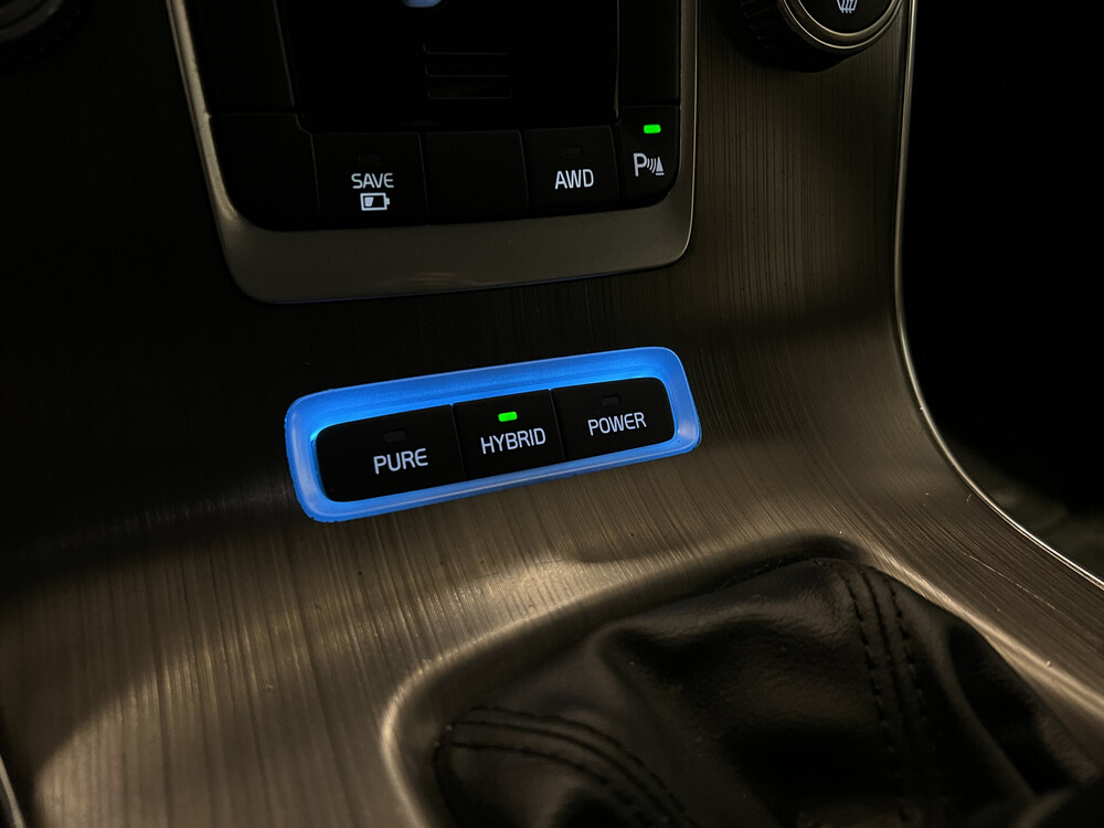 Volvo V60 D6 Twin Engine Momentum Plug-In Hybrid 220PS 2015 -Orig. NL-, GL-392-H.