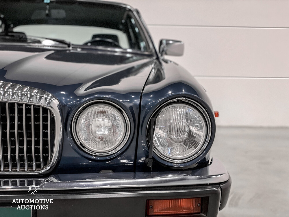 Daimler Double Six 6.0 V12 Serie 3 264pk 1990, L-022-HD