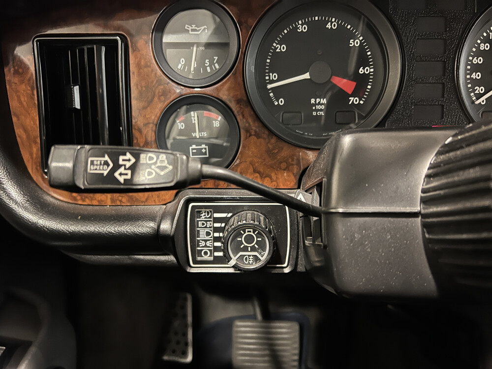 Daimler Double Six 6.0 V12 Serie 3 264pk 1990, L-022-HD