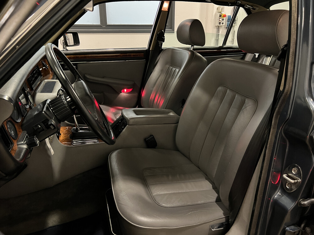 Daimler Double Six 6.0 V12 Serie 3 264pk 1990, L-022-HD