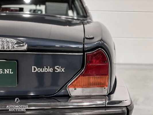 Daimler Double Six 6.0 V12 Series 3 264hp 1990, L-022-HD.