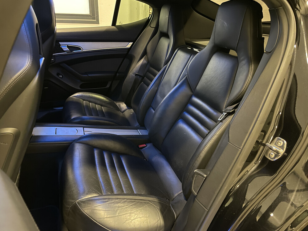 Porsche Panamera Turbo 4.8 500pk 2010, 46-TJG-6