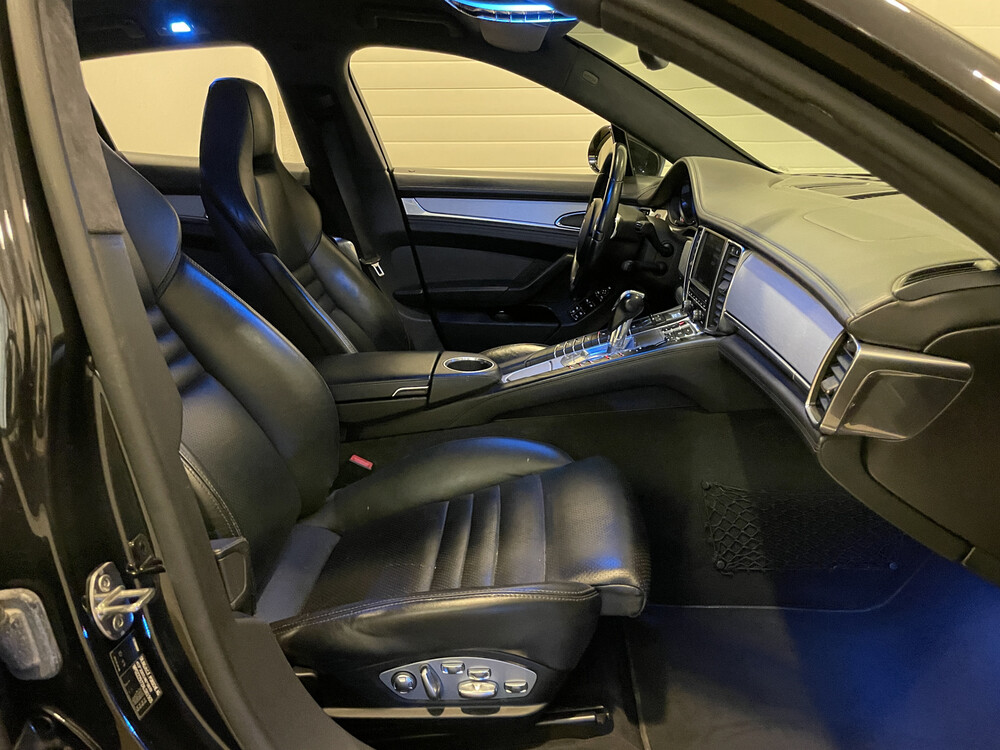 Porsche Panamera Turbo 4.8 500pk 2010, 46-TJG-6