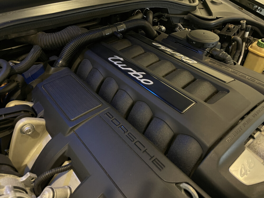 Porsche Panamera Turbo 4.8 500pk 2010, 46-TJG-6