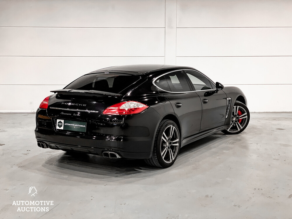 Porsche Panamera Turbo 4.8 500pk 2010, 46-TJG-6