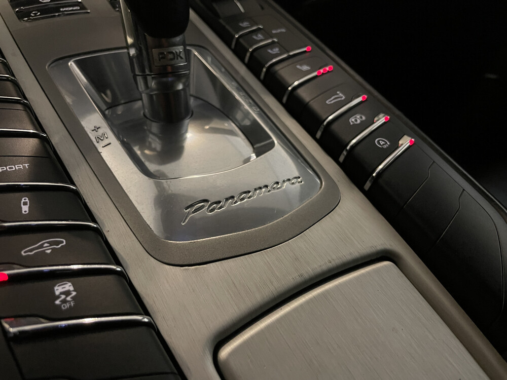 Porsche Panamera Turbo 4.8 500pk 2010, 46-TJG-6