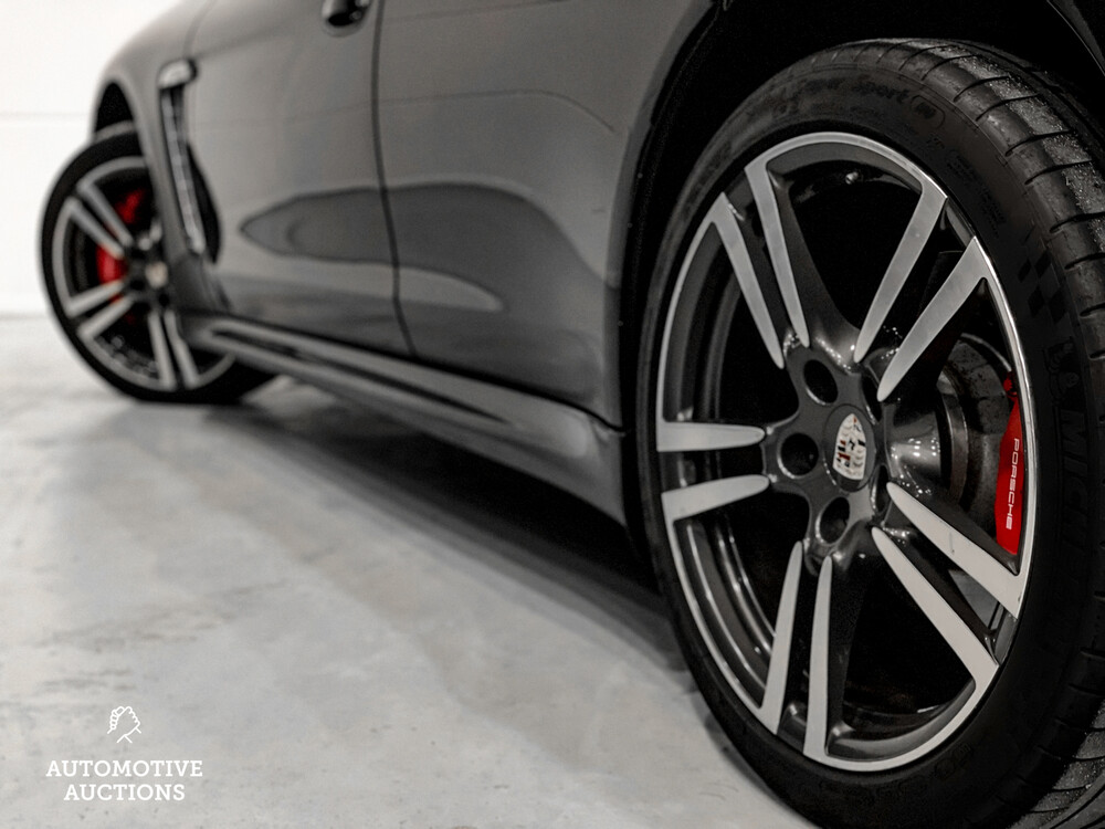 Porsche Panamera Turbo 4.8 500pk 2010, 46-TJG-6