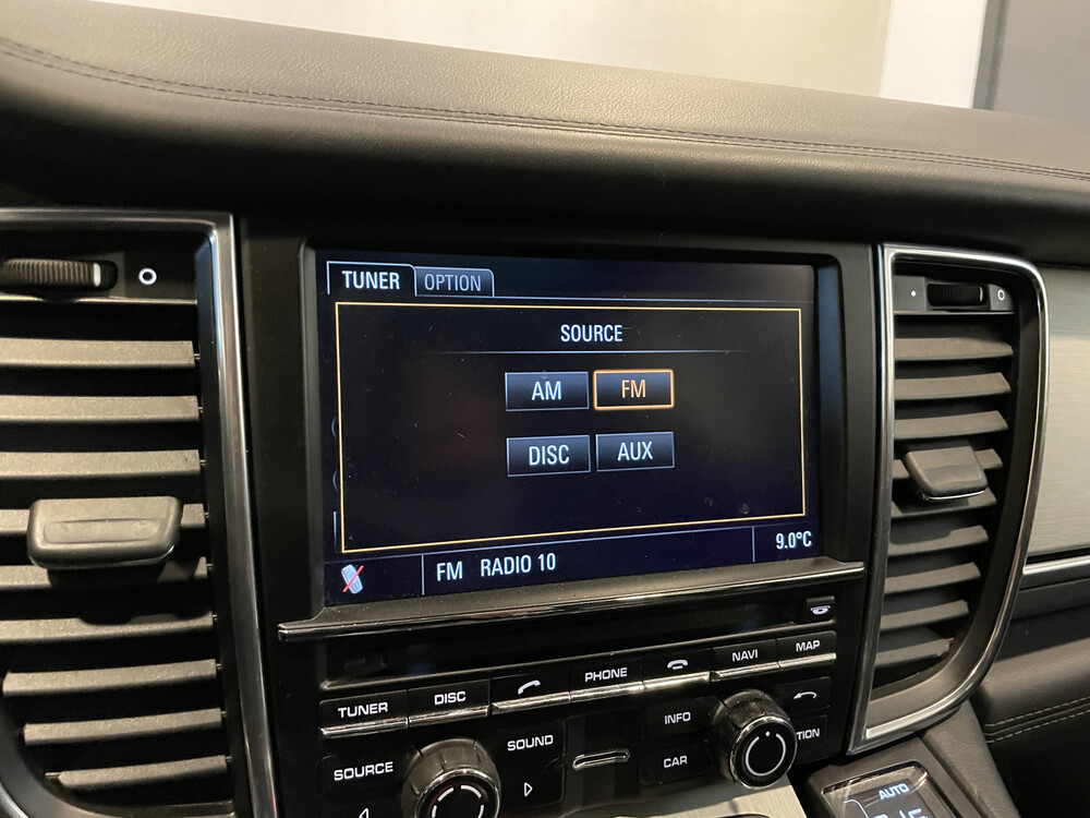 Porsche Panamera Turbo 4.8 500pk 2010, 46-TJG-6