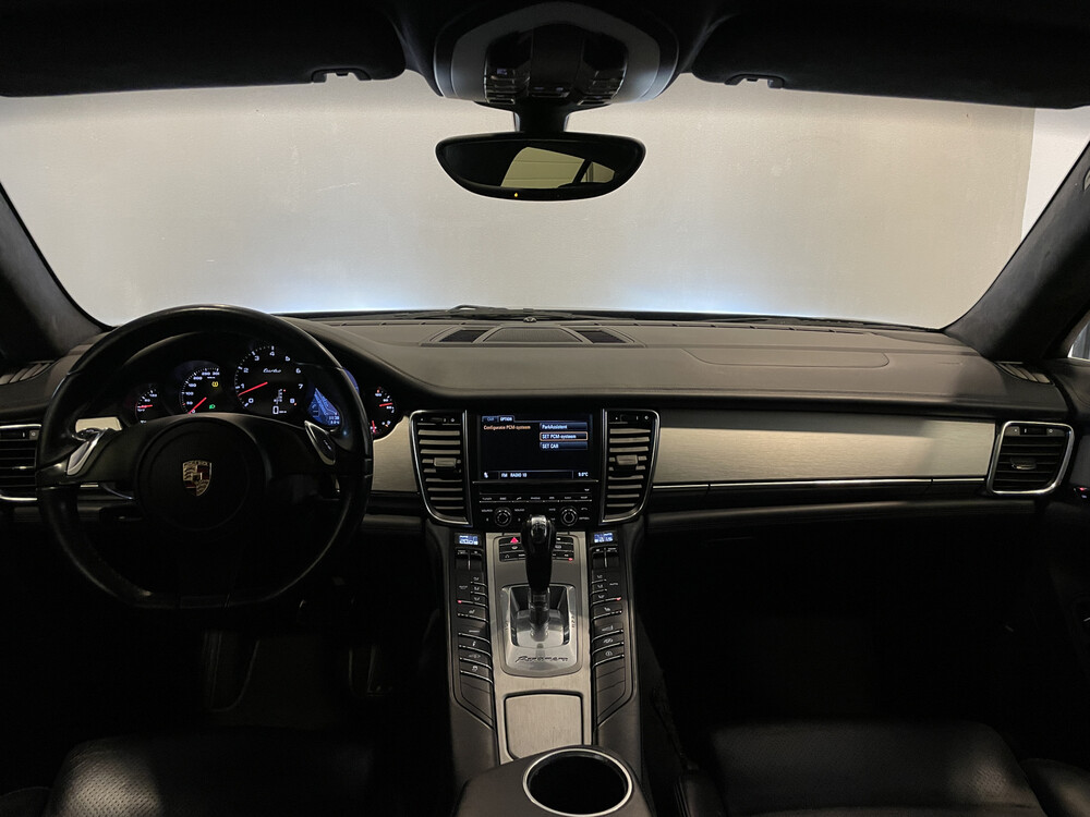 Porsche Panamera Turbo 4.8 500pk 2010, 46-TJG-6