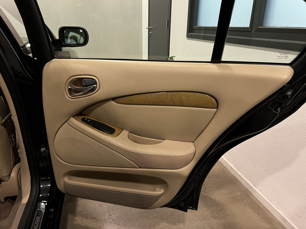 Jaguar S-type 3.0 V6 Executive 238pk 2001, 87-RG-KZ