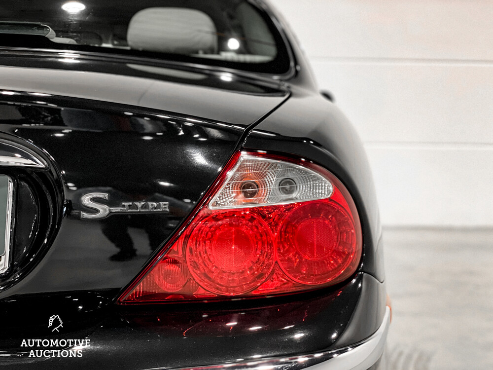 Jaguar S-type 3.0 V6 Executive 238pk 2001, 87-RG-KZ