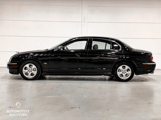 Jaguar S type 3.0 V6 Executive 238hp 2001, 87-RG-KZ.