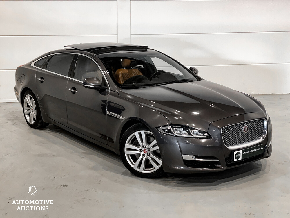 Jaguar XJ 3.0 D Portfolio LWB -FACELIFT- 300pk 2017 -Orig. NL-, NT-188-H