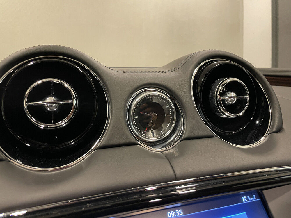 Jaguar XJ 3.0 D Portfolio LWB -FACELIFT- 300pk 2017 -Orig. NL-, NT-188-H