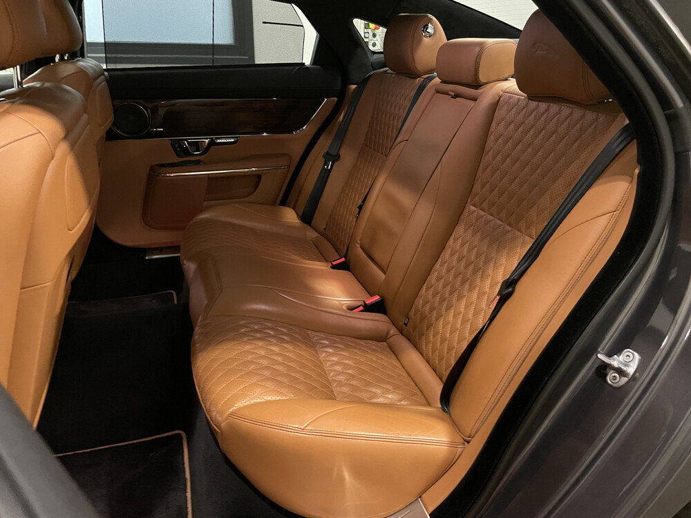 Jaguar XJ 3.0 D Portfolio LWB -FACELIFT- 300pk 2017 -Orig. NL-, NT-188-H