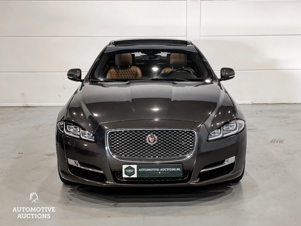 Jaguar XJ 3.0 D Portfolio LWB -FACELIFT- 300pk 2017 -Orig. NL-, NT-188-H