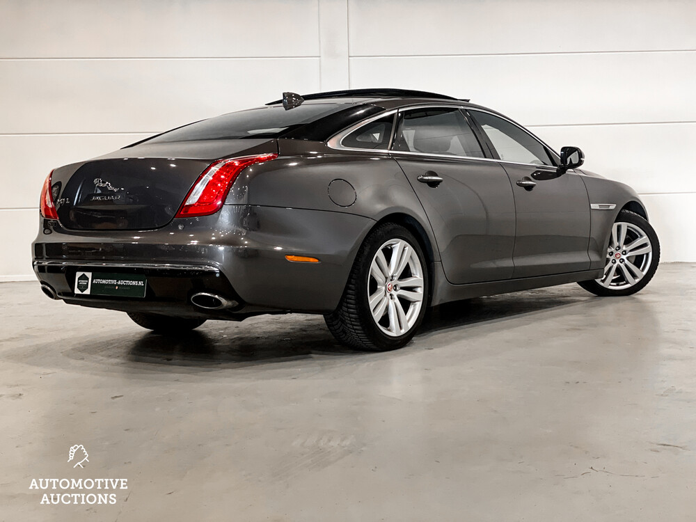 Jaguar XJ 3.0 D Portfolio LWB -FACELIFT- 300pk 2017 -Orig. NL-, NT-188-H