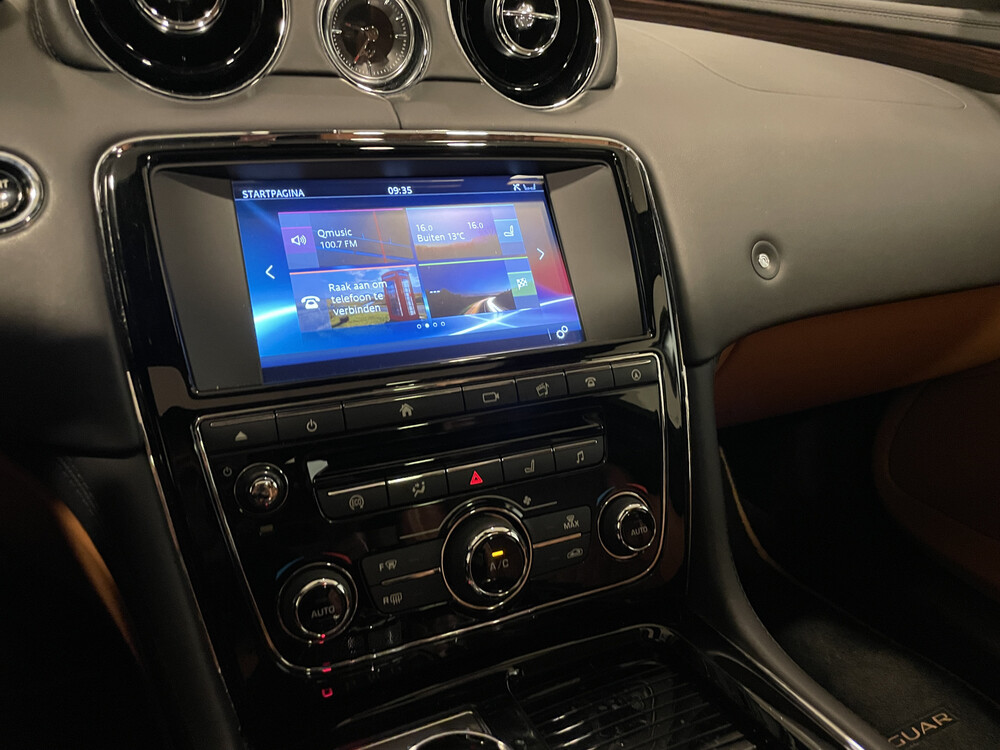 Jaguar XJ 3.0 D Portfolio LWB -FACELIFT- 300pk 2017 -Orig. NL-, NT-188-H