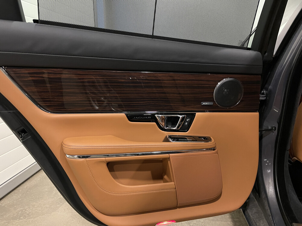 Jaguar XJ 3.0 D Portfolio LWB -FACELIFT- 300pk 2017 -Orig. NL-, NT-188-H