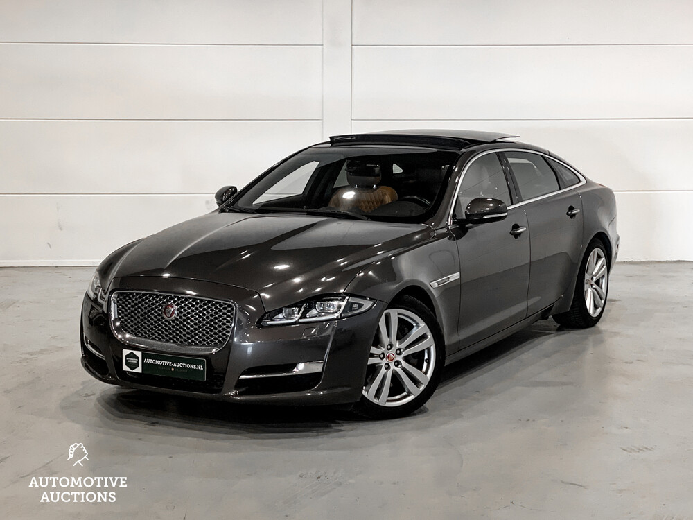 Jaguar XJ 3.0 D Portfolio LWB -FACELIFT- 300pk 2017 -Orig. NL-, NT-188-H