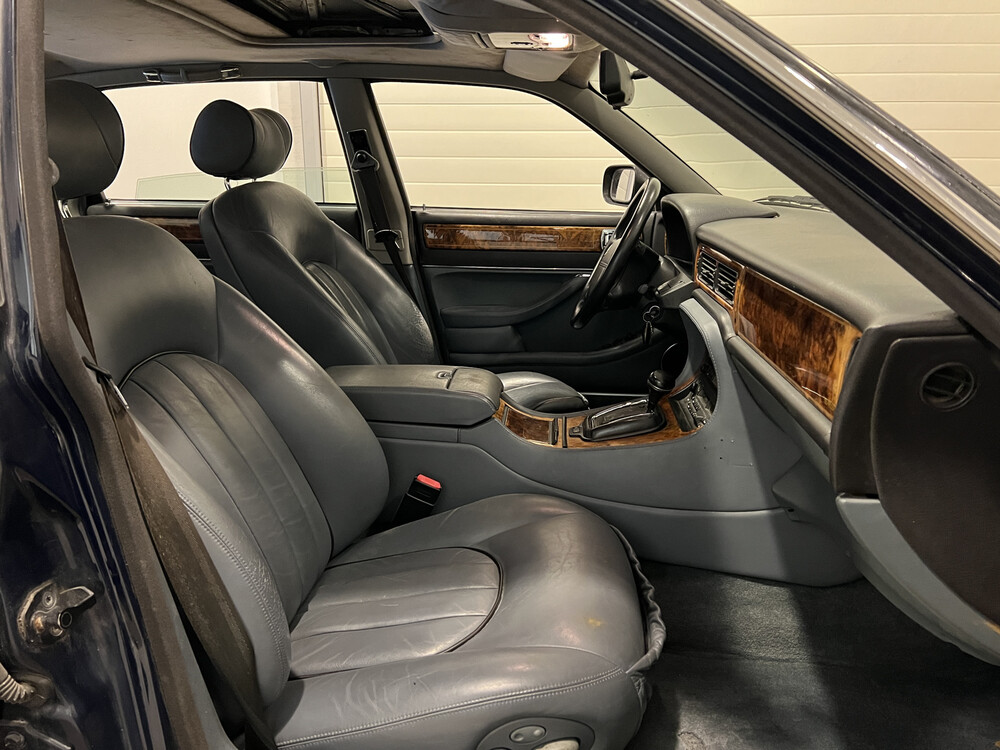 Daimler SIX4.0 241 PS 1995, LF-SZ-43.