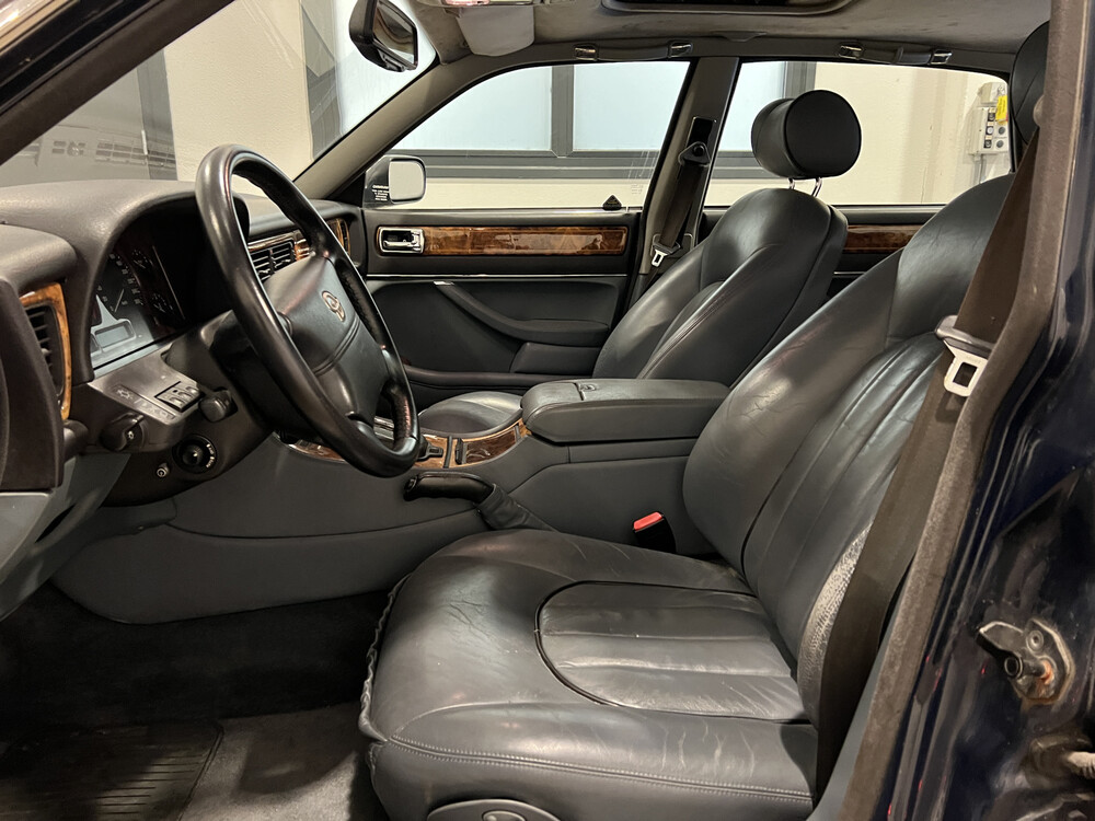 Daimler SIX4.0 241 PS 1995, LF-SZ-43.