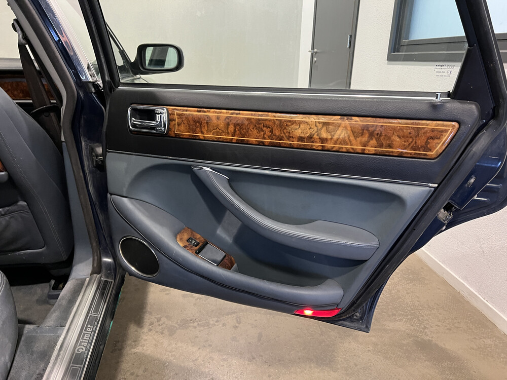 Daimler SIX4.0 241 PS 1995, LF-SZ-43.