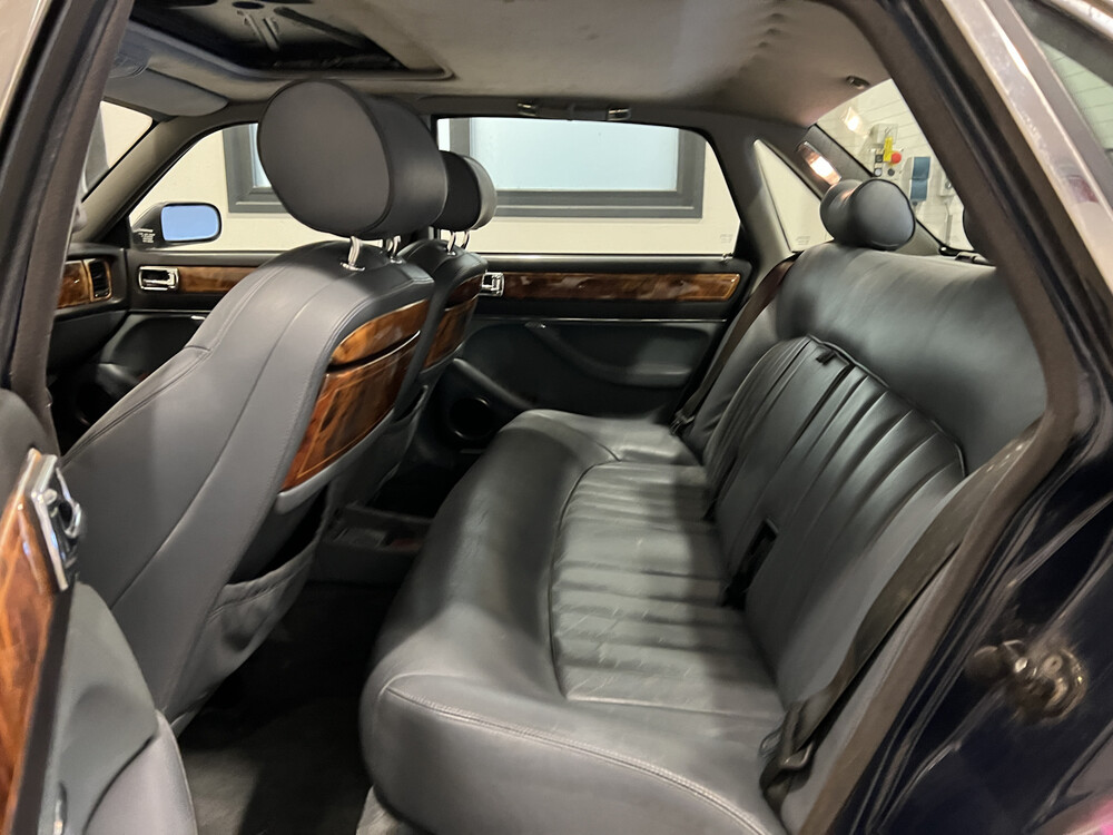 Daimler SIX4.0 241 PS 1995, LF-SZ-43.